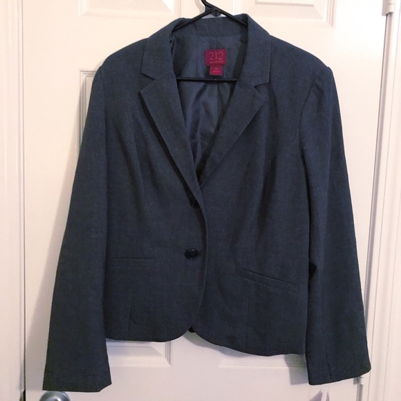 212 Collection Jackets & Blazers - Women’s Short Blazer